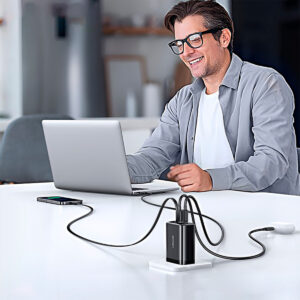 Cargador celular 65W+Cable Retráctil TypeC+Puertos USB+TypeC - Imagen 2